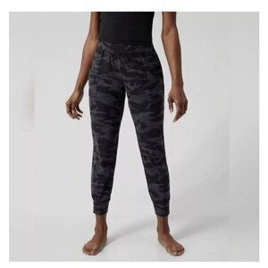 Athleta Womens Salutation Jogger Camo Size Small Pull‎ On Travel Commute Stretch